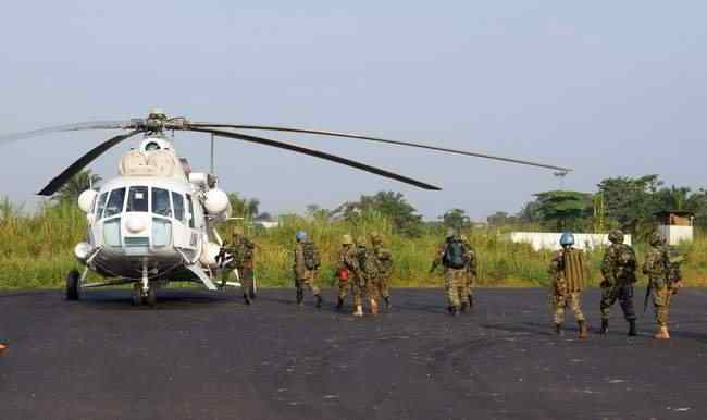Украинские миротворцы в Конго обеспечили высадку сводной поисково-спасательной группы, - Минобороны 01