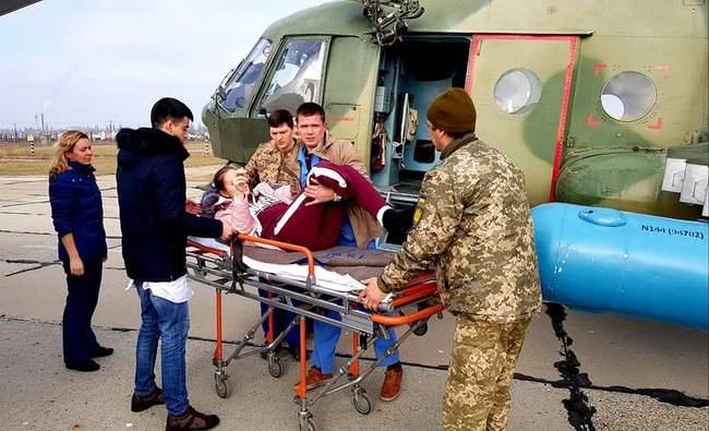 В Одесский военный госпиталь вертолетом эвакуировали двух военнослужащих, - волонтер Танцюра 03