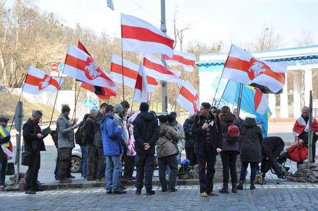 Жыве Беларусь!, - в центре Киева прошла акция посвященная Дню Воли 21