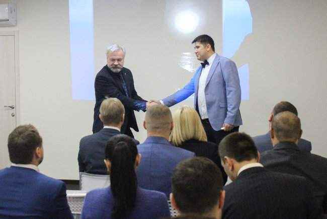 Днепровское отделение Ассоциации имплантологов Украины внедряет новую программу развития отрасли в регионе 03