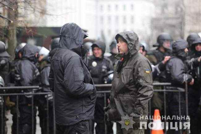 Мероприятия в Киеве прошли спокойно, нарушений не зафиксировано, - Крищенко 04
