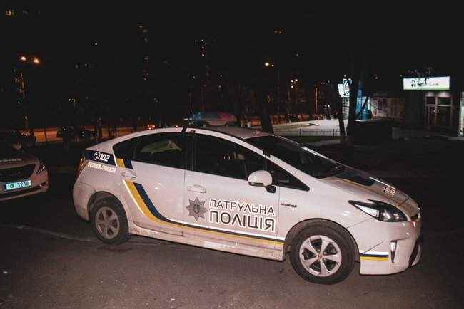 В Голосеевском районе Киева в квартире прогремел взрыв, погиб мужчина 03