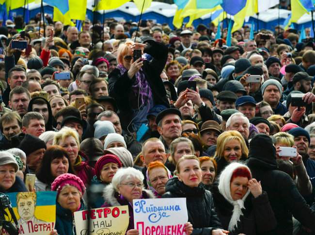Порошенко провел народную встречу в центре Киева (обновлено) 07