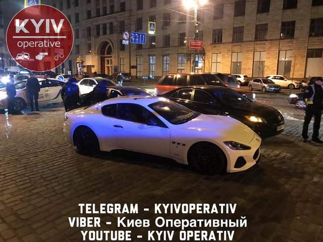 В центре Киева водитель Maserati открыл стрельбу после ДТП 01