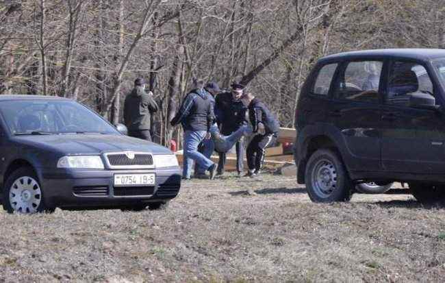 В Беларуси власти снесли 70 крестов, установленных в память о жертвах сталинских репрессий 07