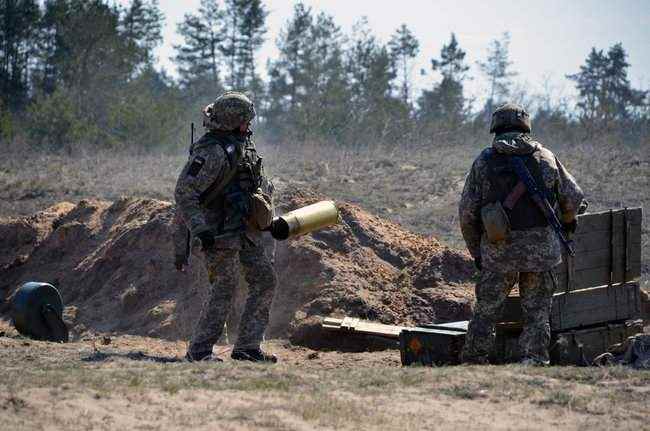 Запорожские артиллеристы провели боевое слаживание гаубичных дивизионов, - Минобороны 08