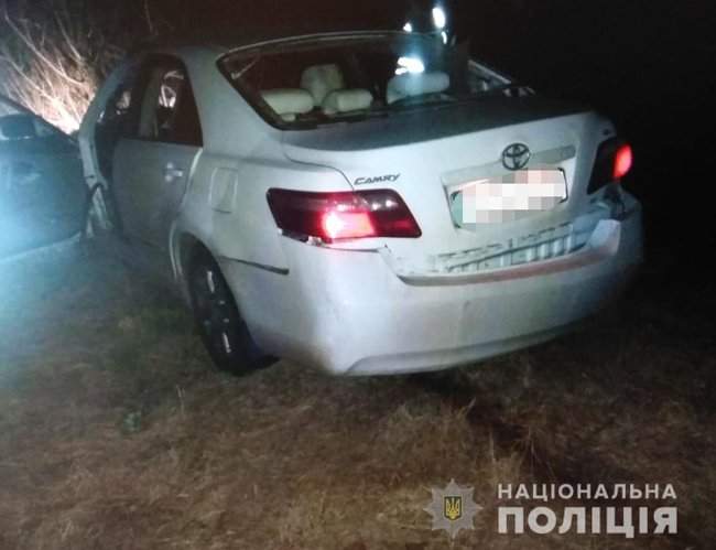 На Киевщине в автомобиле на скорости 150 км/ч взорвалась граната, водитель погиб, - Нацполиция 01