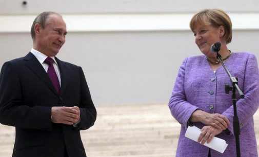 Меркель представила Путину детальный план по введению миротворцев на Донбасс