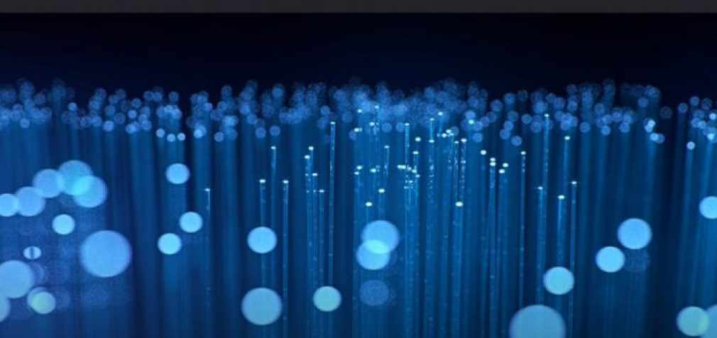 Ученые пообещали фантастическую скорость интернета благодаря многоцветным лазерам