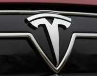 Tesla разрабатывает одноместный мини-электромобиль, — Маск