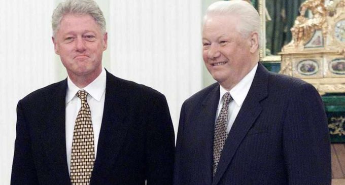 Ельцин предупреждал Клинтона об угрозе аннексии Крыма