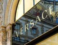 Американская корпорация покупает дом моды Versace – NYT