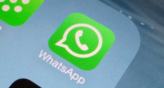 Сооснователь WhatsApp рассказал о давлении Facebook на мессенджер