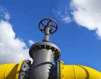 Цена на импортный газ для Украины превысила 300 долларов