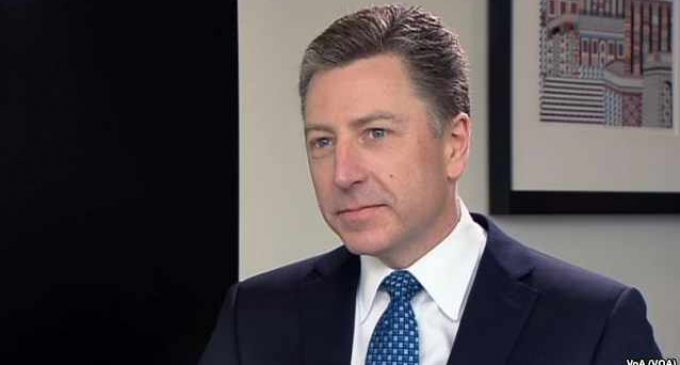 Россия продолжает претендовать на право решать дела своих соседей, — Волкер