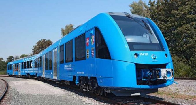 В Германии начали курсировать поезда на водородном топливе