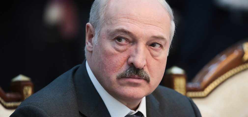 Лукашенко: Минску может понадобиться новое оружие в случае создания базы НАТО в Польше