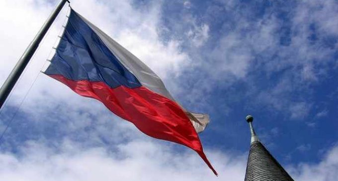 Сын премьера Чехии: отец вывез меня в оккупированный Крым из-за коррупционного скандала