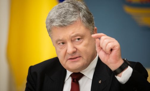 Порошенко ожидает, что «выборы» на Донбассе запустят введение новых санкций против РФ