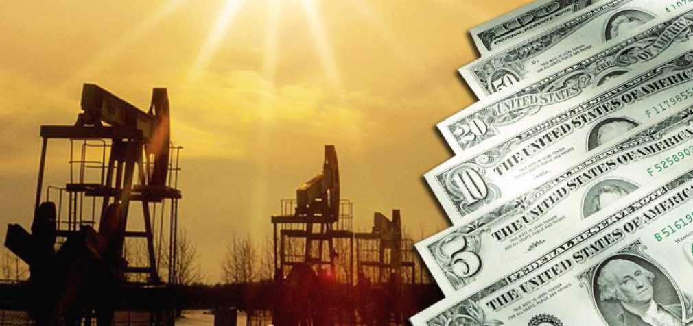Нефтяные гиганты РФ давят на западных покупателей и требуют отказаться от доллара — Reuters