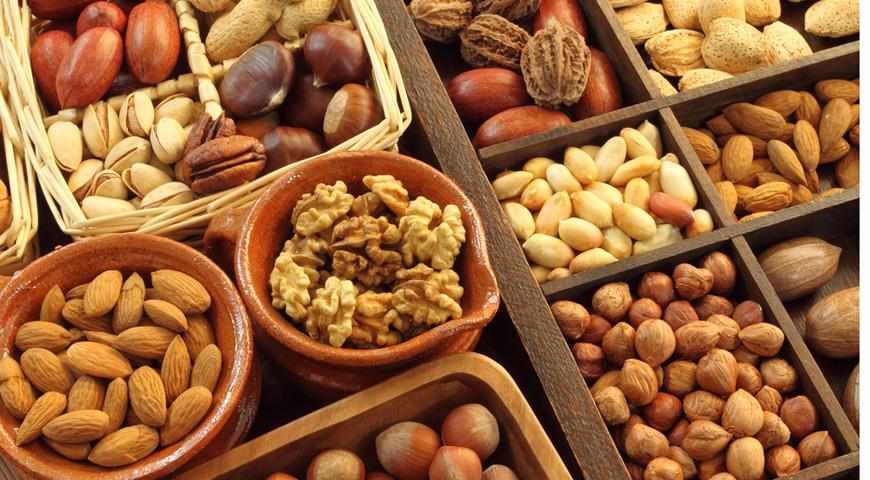 Ежедневная горсть орехов помогает не набрать лишний вес — медики
