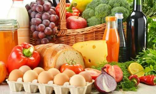Стало известно, какие продукты дешевеют в Украине