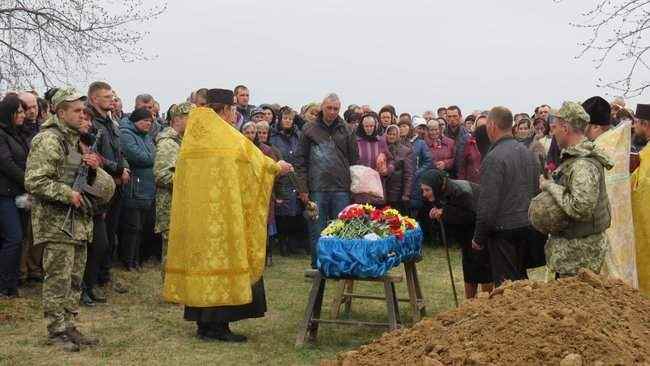 С воином 57-й ОМПБр Юрием Фармагеем, погибшим на Донбассе, простились на Виннитчине 05