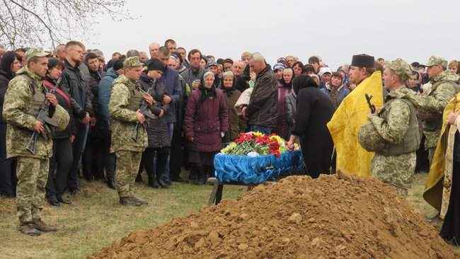 С воином 57-й ОМПБр Юрием Фармагеем, погибшим на Донбассе, простились на Виннитчине 08