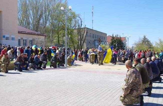 С воином 93-й ОМБр Игорем Игнатенко, погибшим на Донбассе, простились в Запорожской области 06