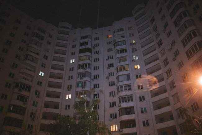 В квартире в Киеве мужчина подорвался, угрожая сожительнице гранатой 05