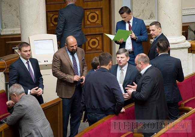 Рассмотрение закона о языке, боги древнего Египта, и оппоблоковец Мороко, которому кто-то весь мозг выел с утра, - день работы ВР 24 апреля 09