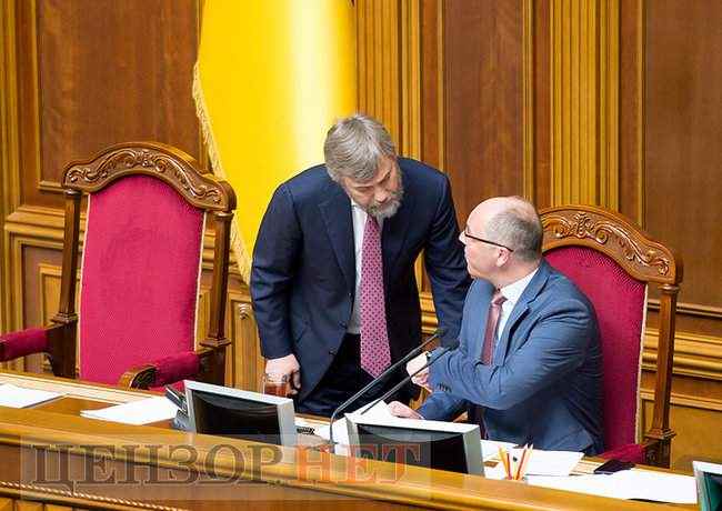 Рассмотрение закона о языке, боги древнего Египта, и оппоблоковец Мороко, которому кто-то весь мозг выел с утра, - день работы ВР 24 апреля 01