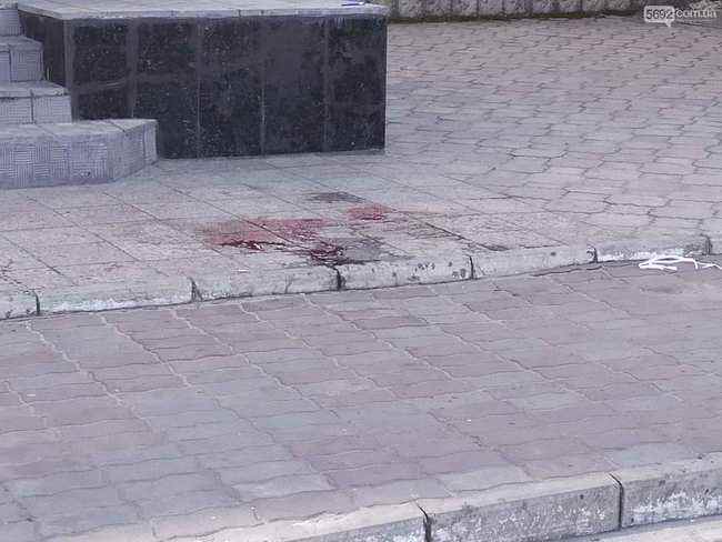 В центре Каменского подстрелили местного активиста Найду 06