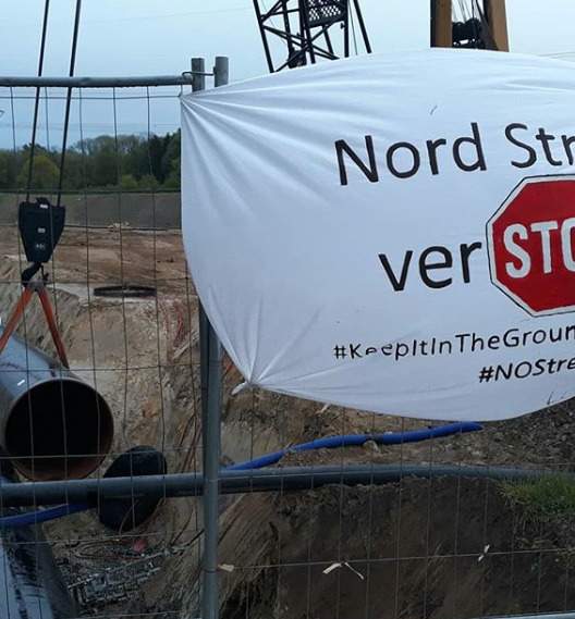 Пятеро немецких активистов залезли в строящийся газопровод Eugal, протестуя против Северного потока-2 03