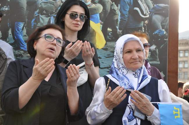 На Майдане Незалежности состоялся траурный митинг памяти жертв геноцида крымскотатарского народа 15