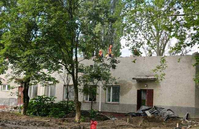 Полторак проинспектировал ход строительства военного городка 128-й ОГШБр на Закарпатье, - Минобороны 04