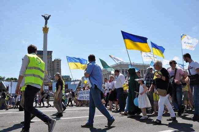 Всеукраинское шествие в защиту семейных ценностей, прав детей и семей состоялось в Киеве 20