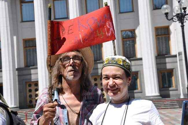 Акция за легализацию медицинского канабиса прошла возле Верховной Рады 07