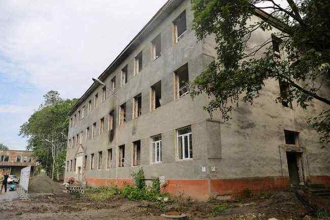 Полторак проинспектировал ход строительства военного городка 128-й ОГШБр на Закарпатье, - Минобороны 05