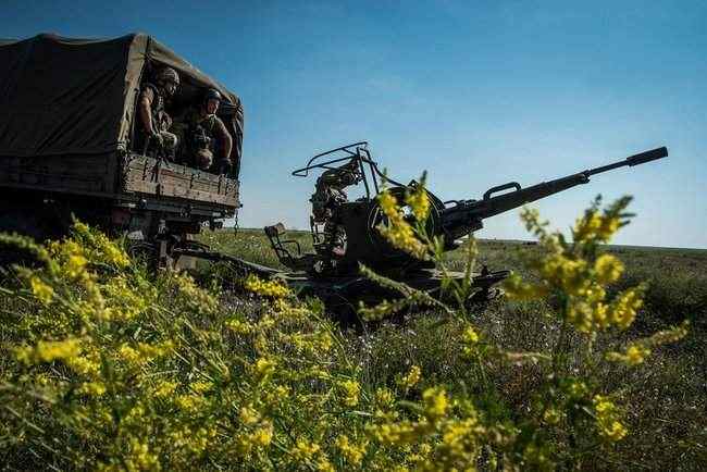 На Донетчине прошел финал соревнований на лучший боевой расчет зенитчиков ЗУ-23-2 Сил ООС 10