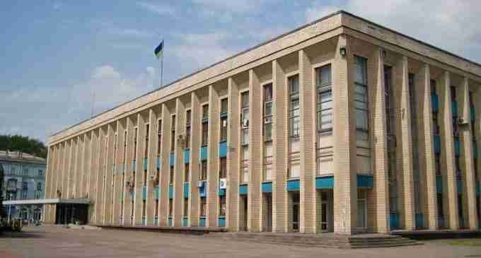 В Кам’янському пройшла 33 сесія міської ради: за що голосували депутати