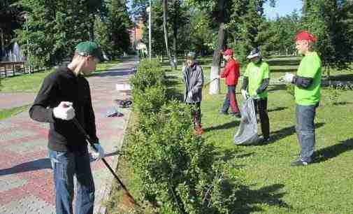 Школярів та студентів Кам’янського влаштували на роботу в парк