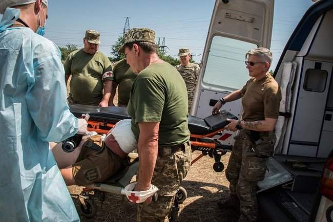 Военные медики тренировались разворачивать передовую хирургическую группу в районе проведения ООС 06