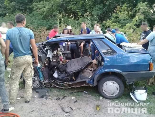 В результате ДТП на Полтавщине один человек погиб, четверо травмированы, - Нацполиция 01