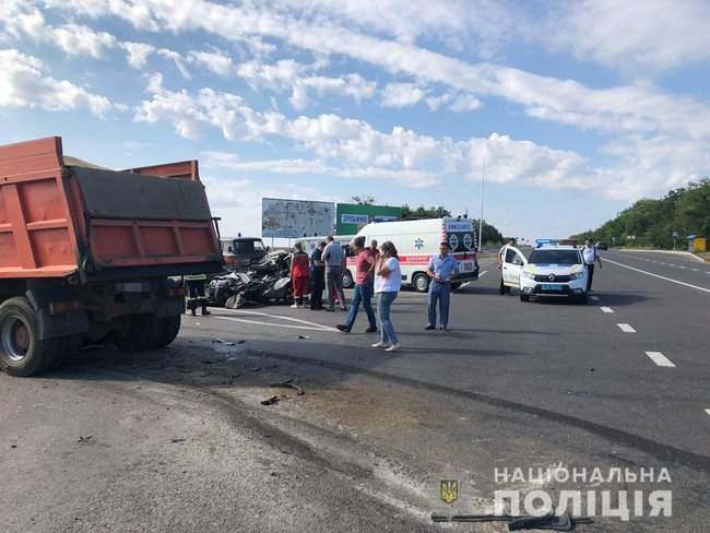 На трассе Одесса-Рени в результате ДТП погибли четыре человека: среди них ребенок 01