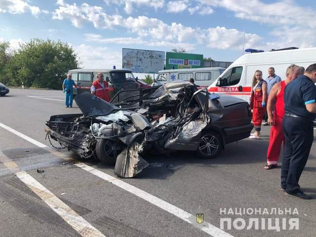 На трассе Одесса-Рени в результате ДТП погибли четыре человека: среди них ребенок 02