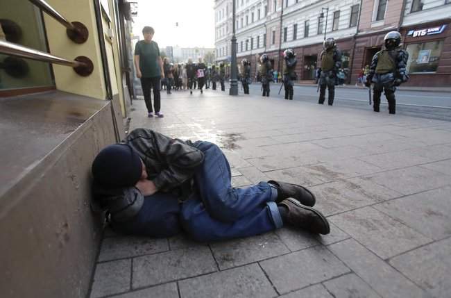 На акции в Москве задержали больше десяти несовершеннолетних 09