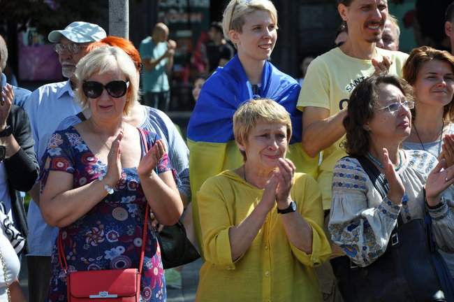 Марш защитников Украины в Киеве завершился 10