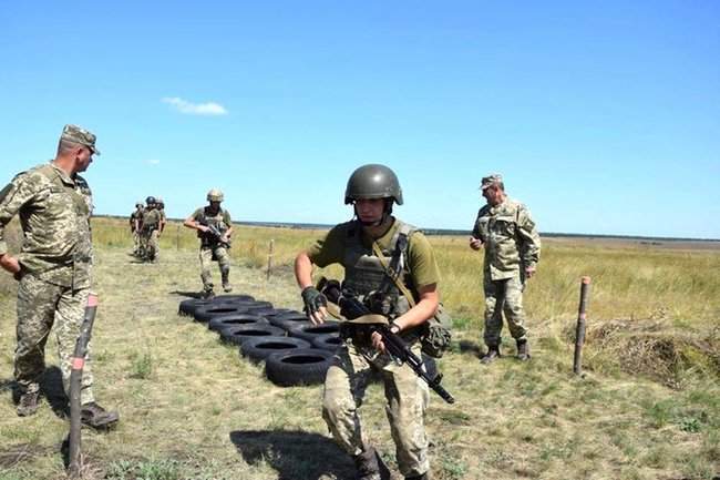 Морские пехотинцы завоевали первенство в конкурсе на лучший артиллерийский расчет ОТГ Восток 04