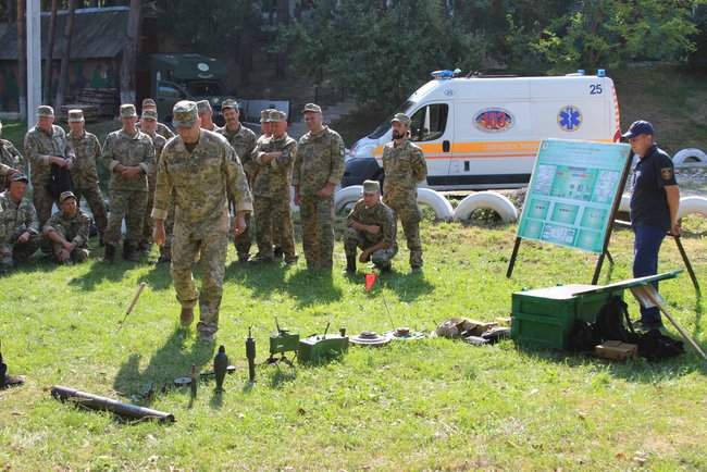 На Винничине проходят учения бригады территориальной обороны 04